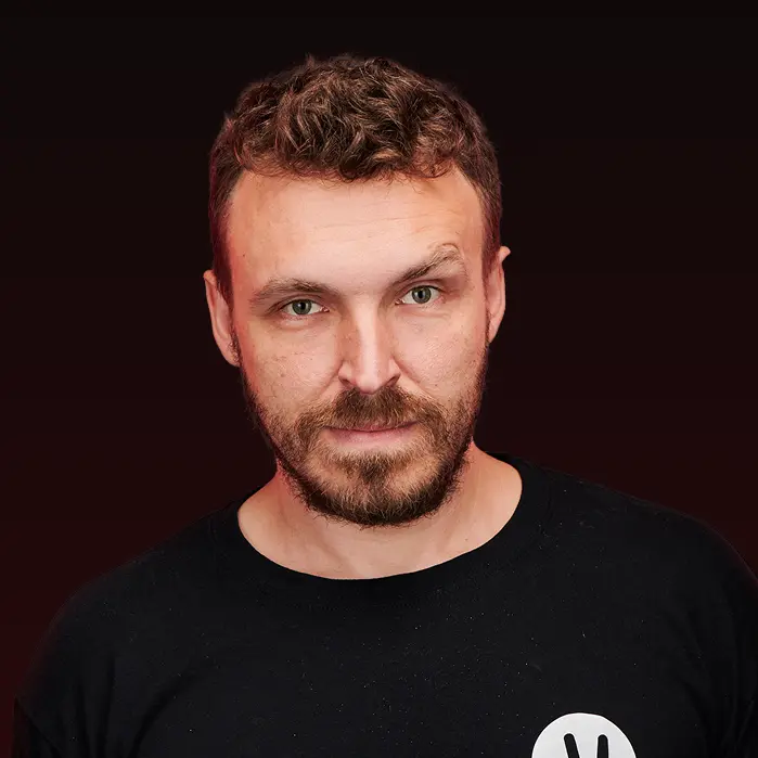 Макс Бурцев